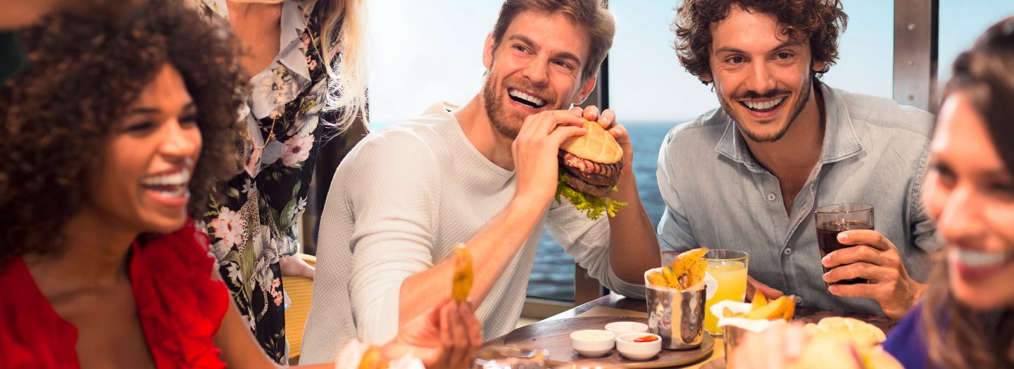 Costa neoRiviera - Gourmet Burger.jpg